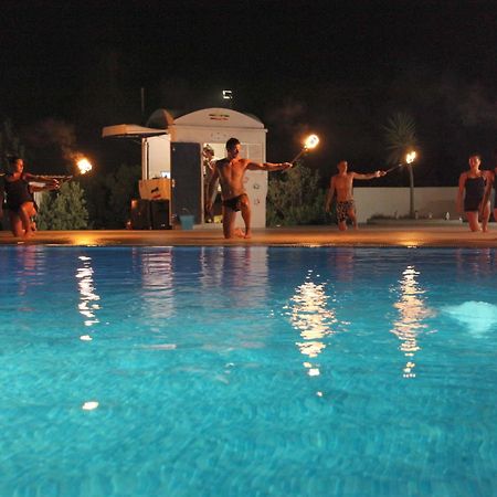 Hotel Club Cala Longa Montauro Luaran gambar